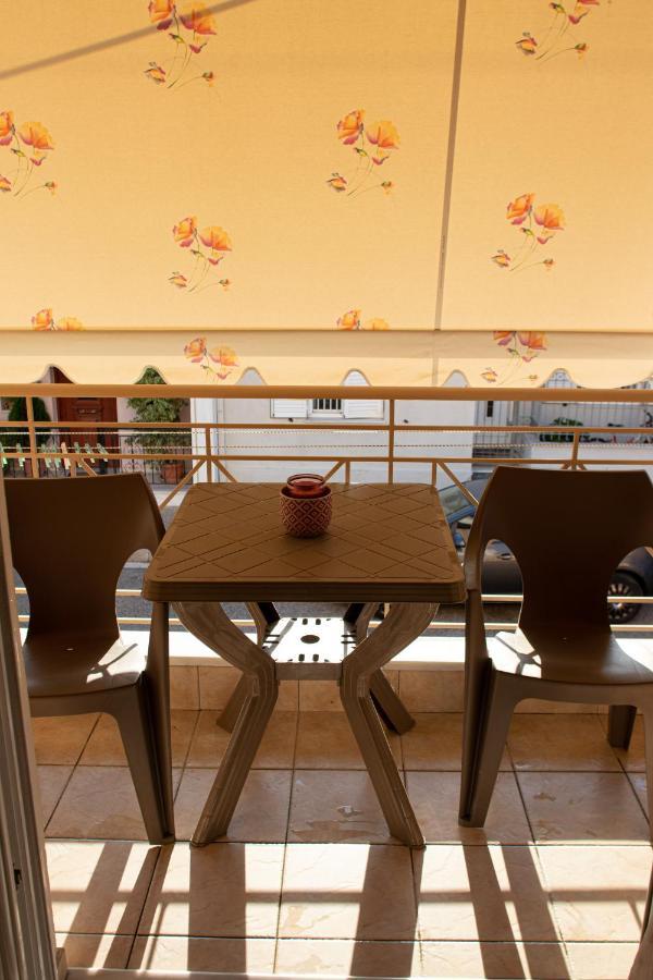 Langi Apartments Missolonghi ภายนอก รูปภาพ
